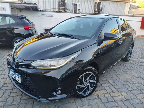 TOYOTA YARIS 1.5 16V FLEX XLS MULTIDRIVE TOYOTA YARIS 1.5 16V FLEX XLS MULTIDRIVE